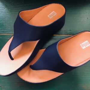 FitFlop Shuv Leather Toe Post