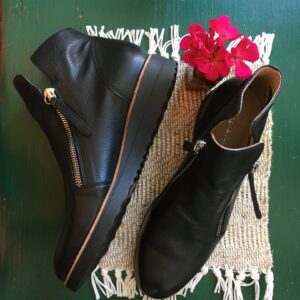Django & Juliette OhMy boots